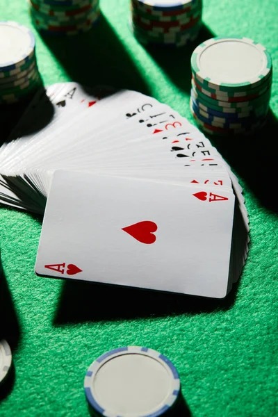 sodaratoto mobile app interface showing football betting and live casino options